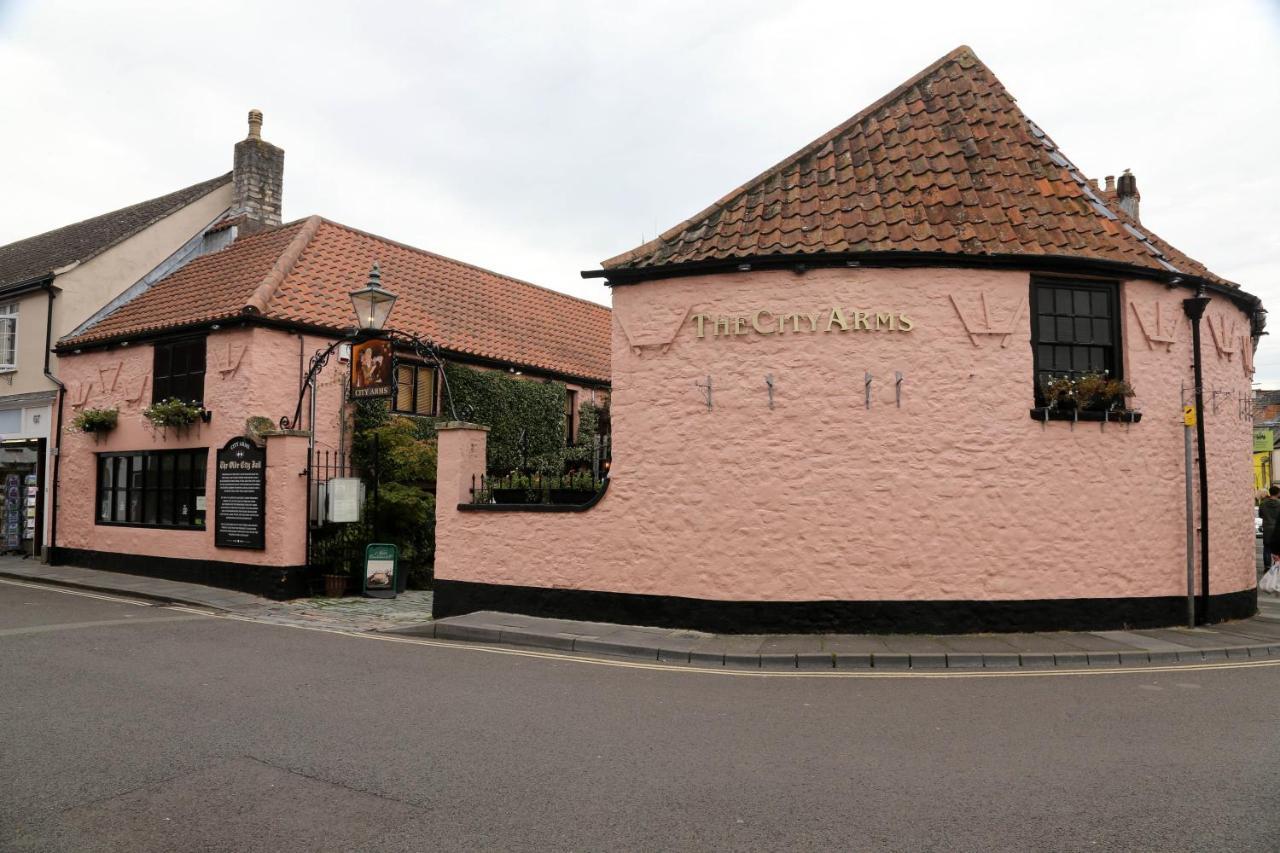 The City Arms Wells Eksteriør bilde