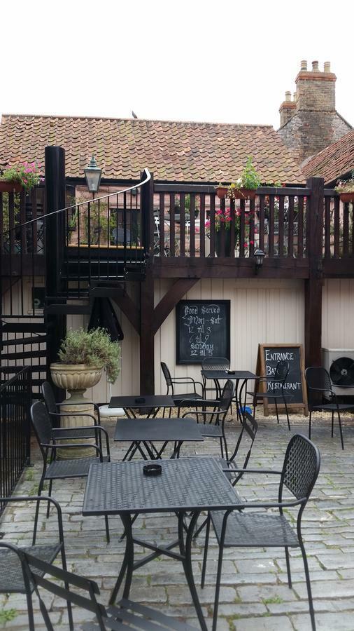 The City Arms Wells Eksteriør bilde