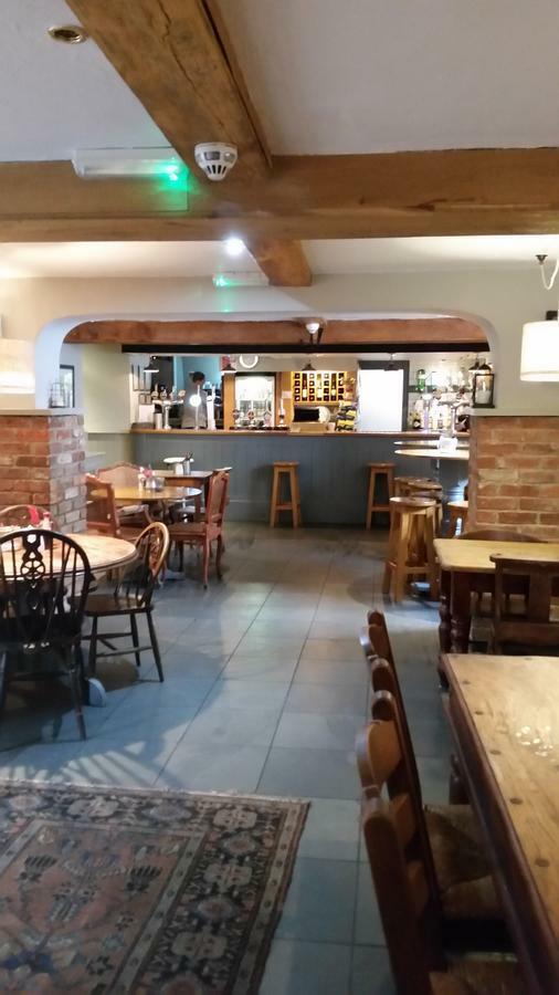 The City Arms Wells Eksteriør bilde